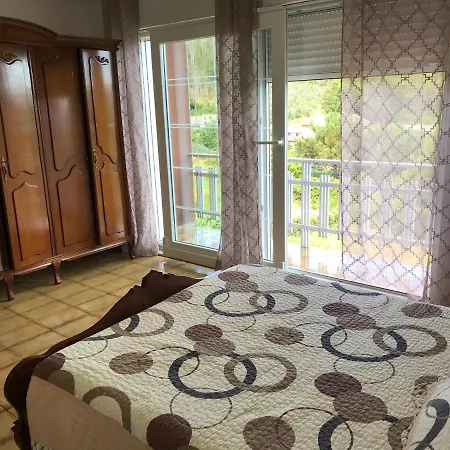 Casa De Campo En Sardineiro De Arriba *